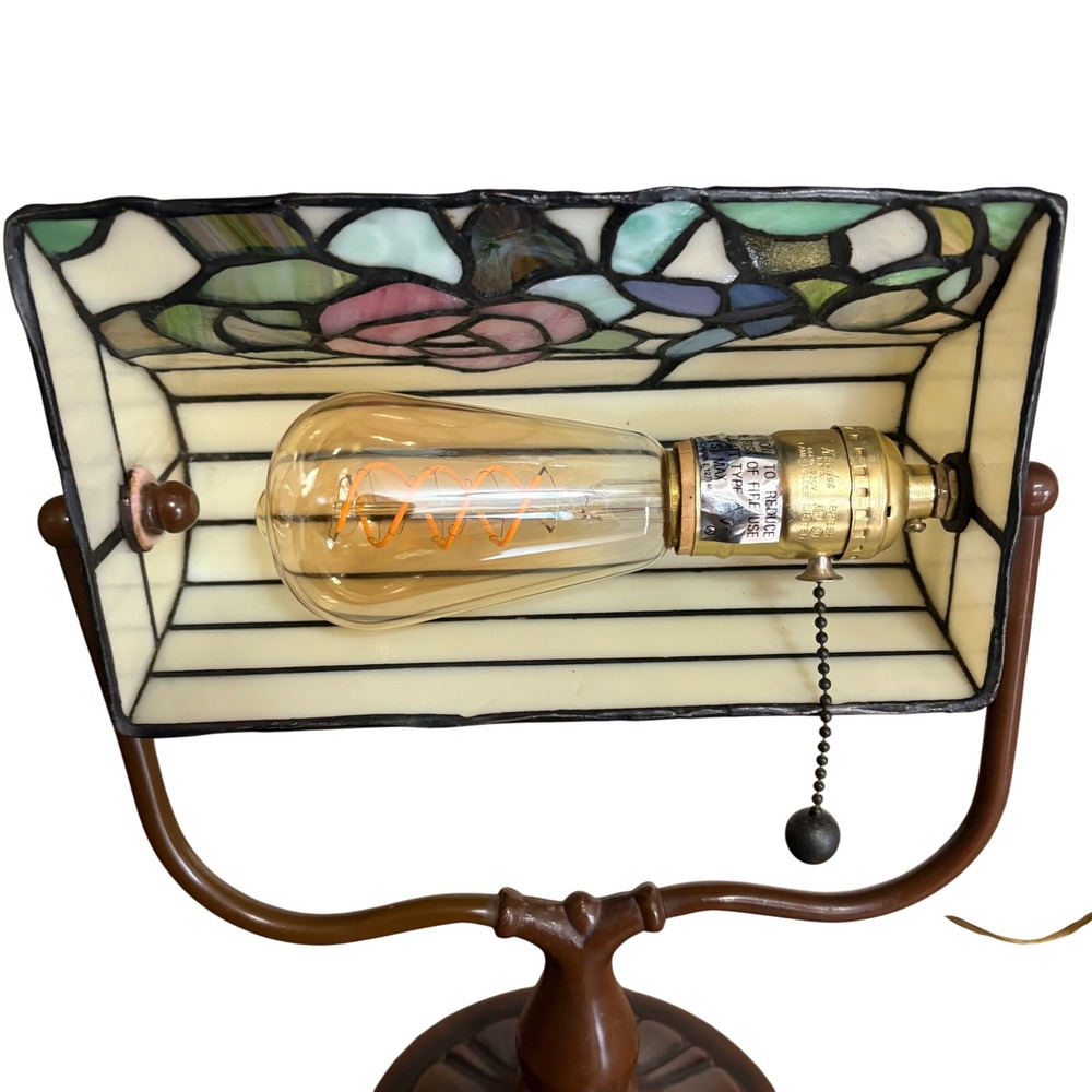 Vintage Tiffany Style Stained Glass Bankers Desk Lamp Floral Butterfly Victorian - Picture 10 of 16